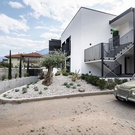 Sambucus Apartments -Premium Apartments For You And Your Dog Lana Exterior foto