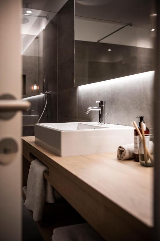 Sambucus Apartments -Premium Apartments For You And Your Dog Lana Exterior foto