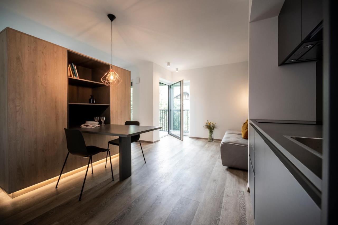 Sambucus Apartments -Premium Apartments For You And Your Dog Lana Exterior foto